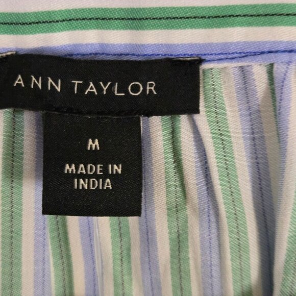 Ann Taylor NWT Pinstripe Button Front Top Color Classi Spring 2022  Size M - Picture 7 of 9